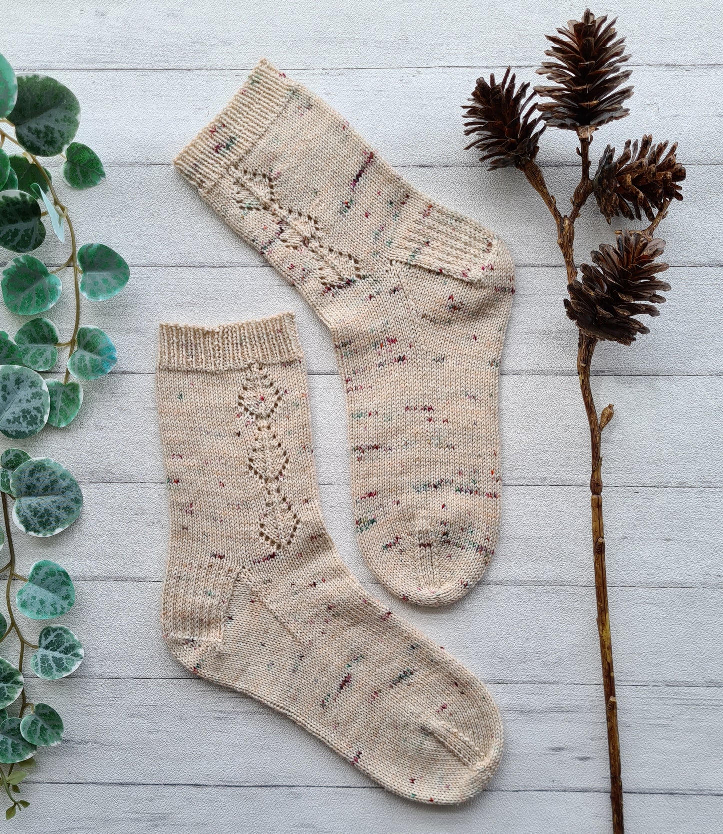 Fir Cone Socks Pattern