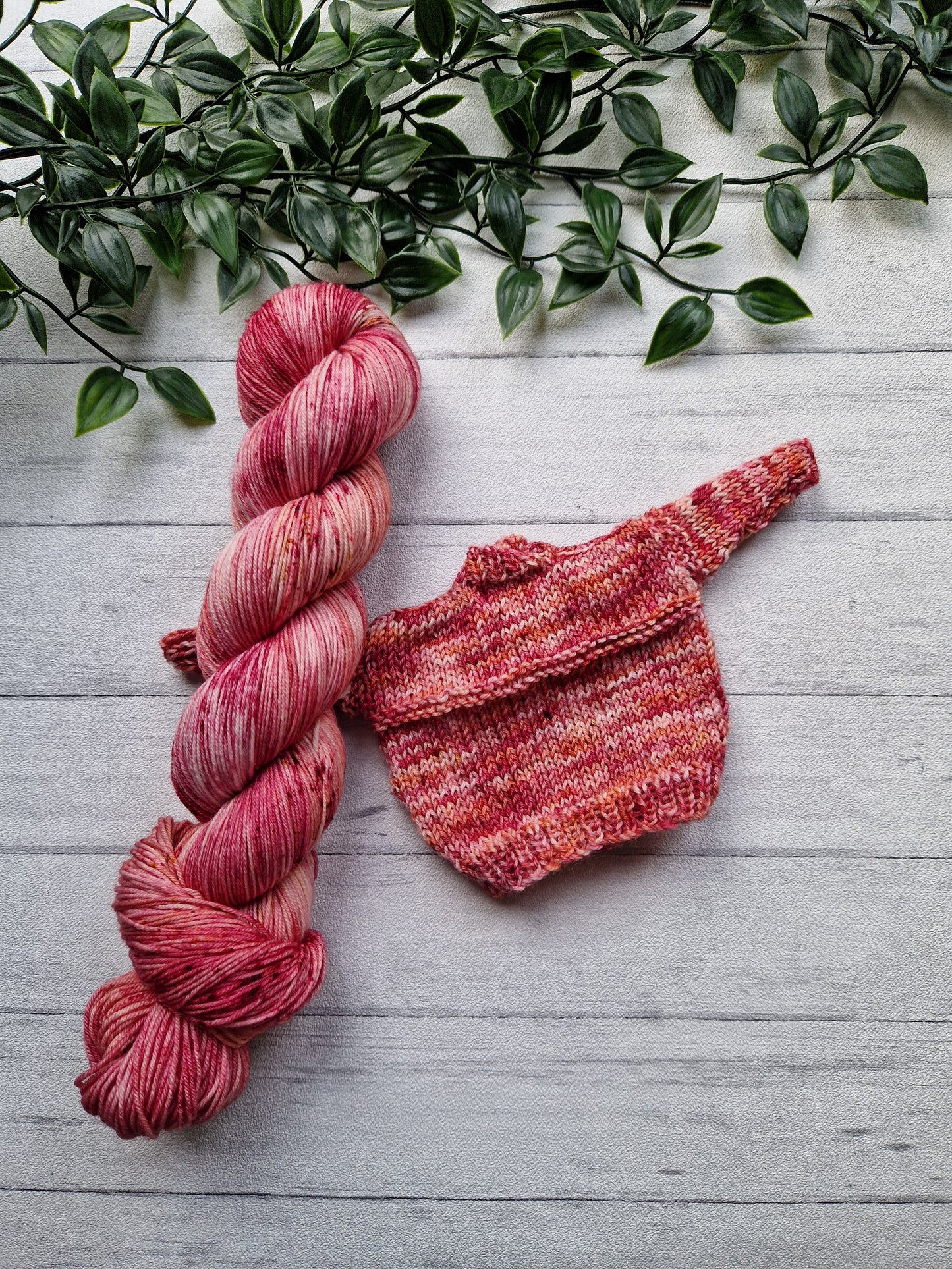 Coral Reef Blossom - Classic Sock