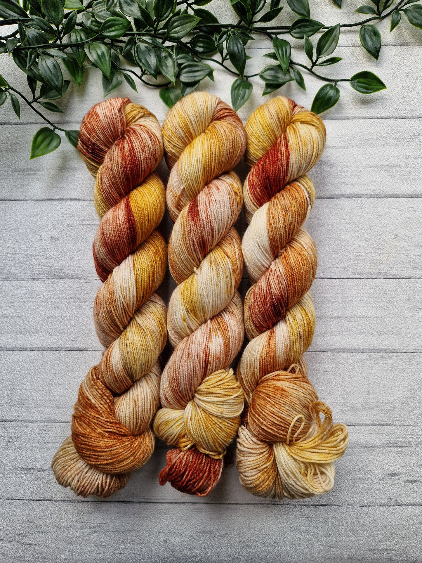 Caramel Apple Cake - Classic Sock