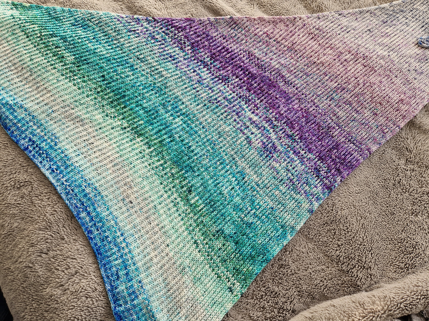 Fisherman's Rib Shawl Pattern - Knit