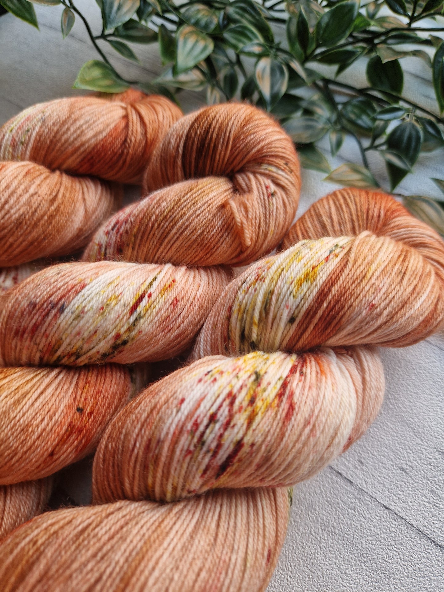 Amber Leaves - Classic Sock