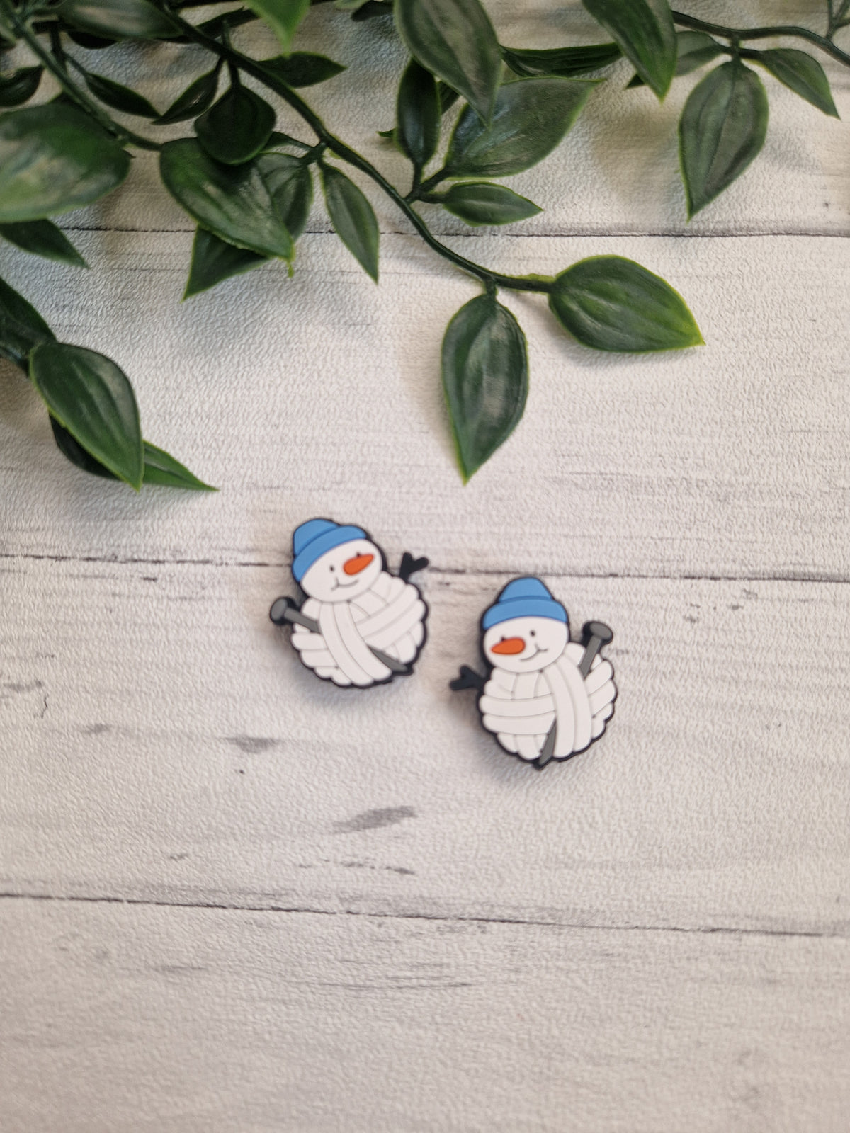 Yarny Snowman Needle Stoppers