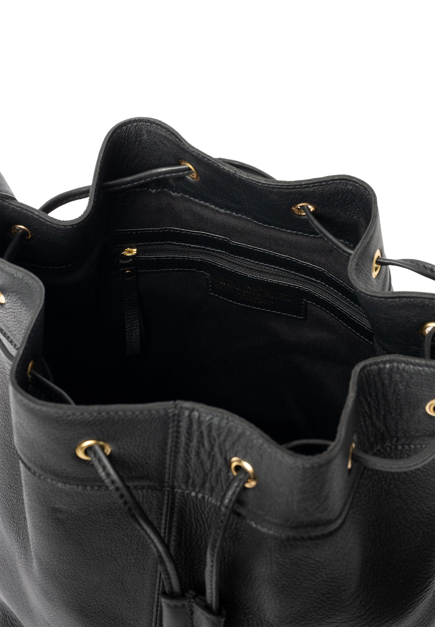 Project 20 - RE:DESIGNED Bucket Bag