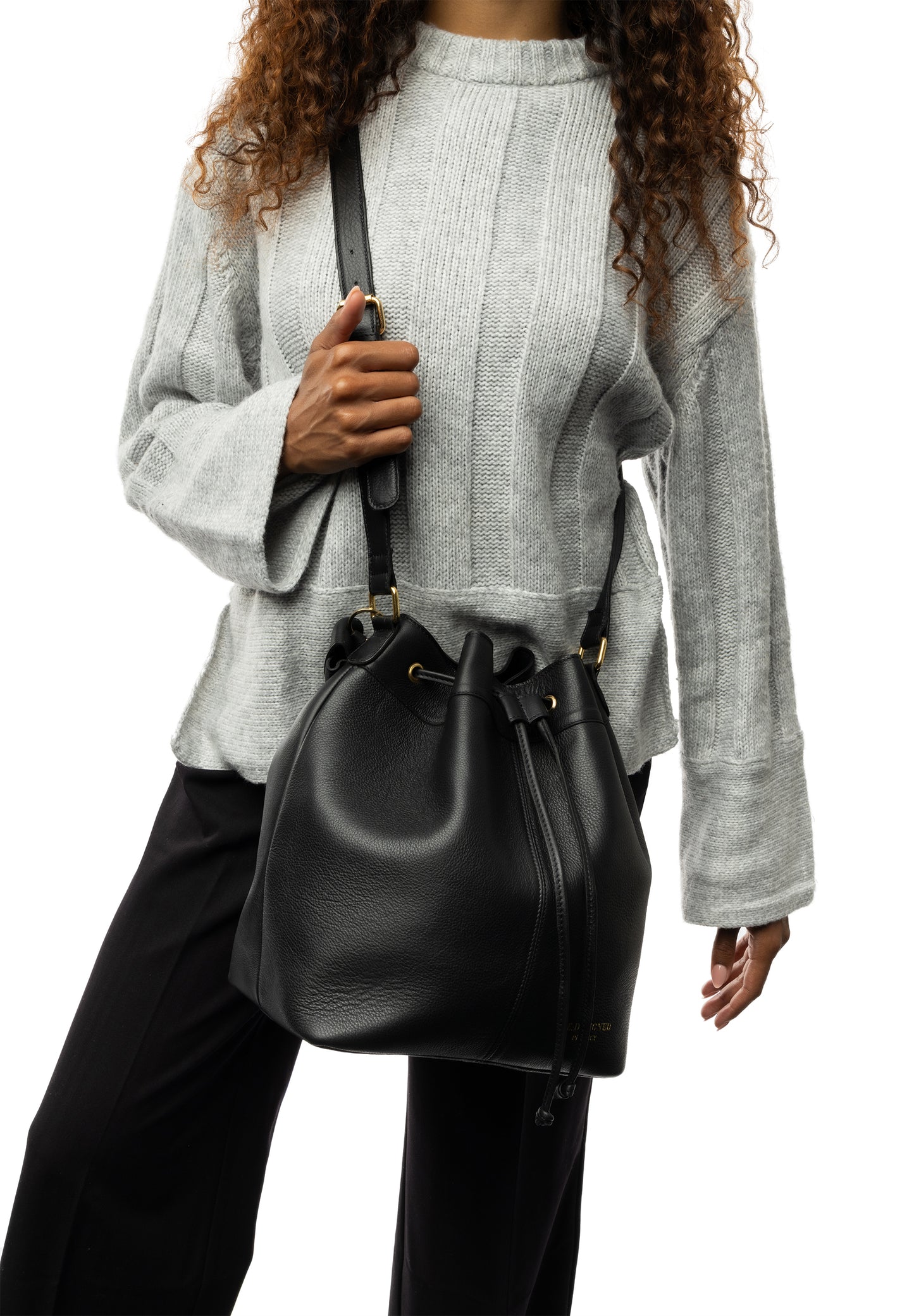 Project 20 - RE:DESIGNED Bucket Bag