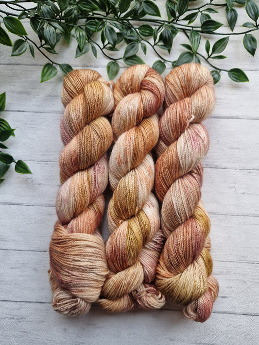 Autumn Bloom - Cosy 4ply