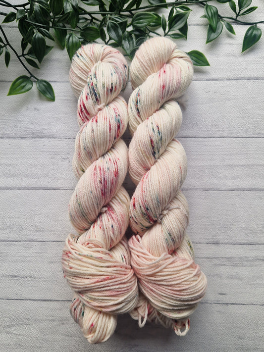 Snow Berries - Classic DK