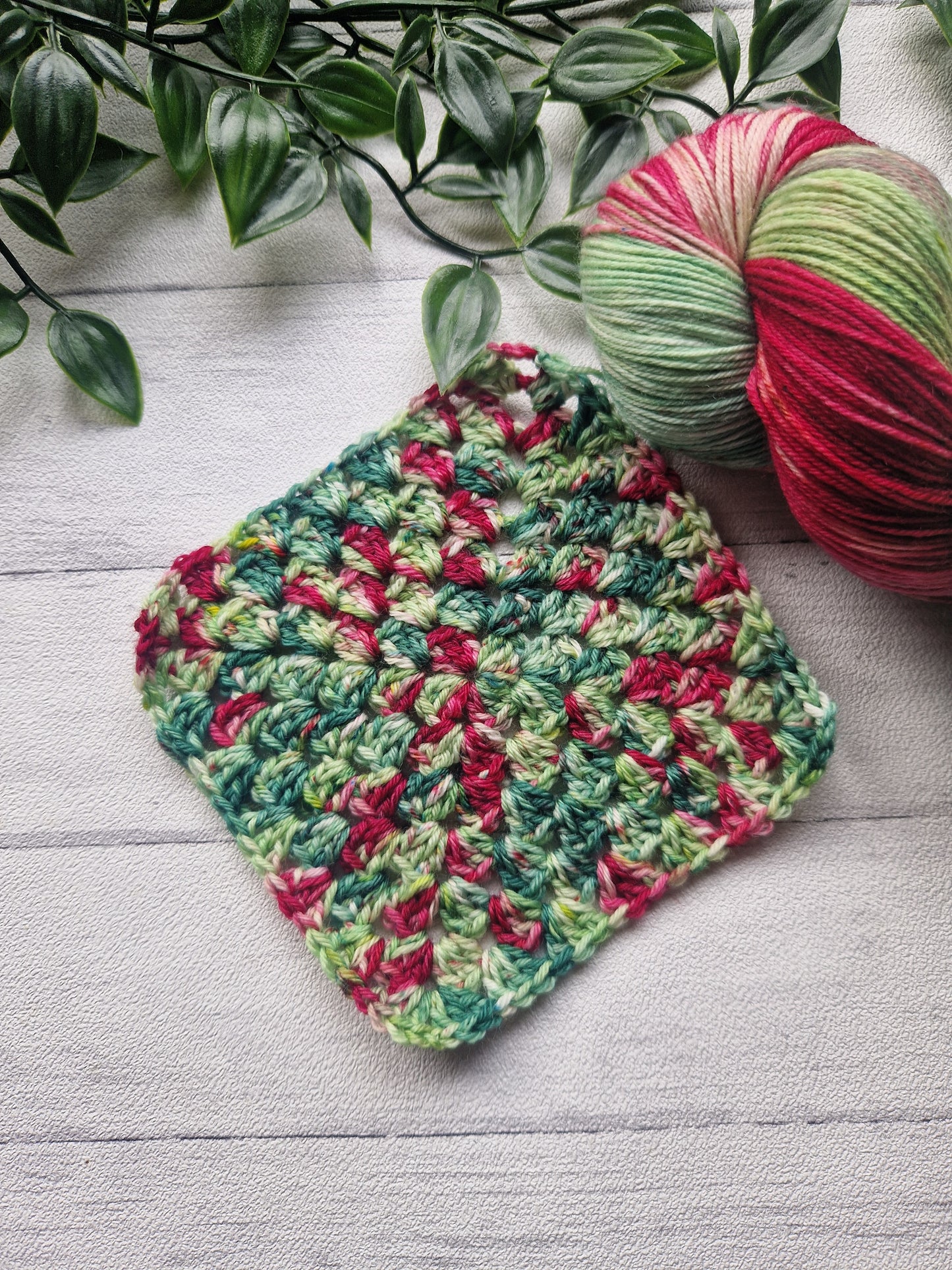 Resting Grinch Face - Classic DK