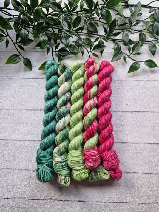 Grinchmas Mini skeins