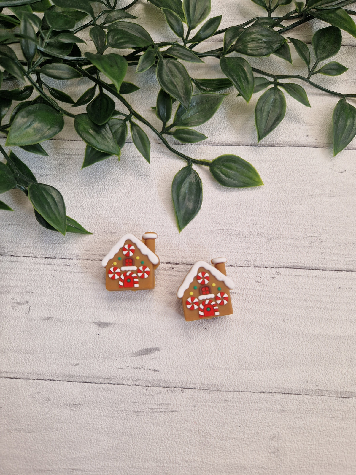 Gingerbread House Needle Stoppers