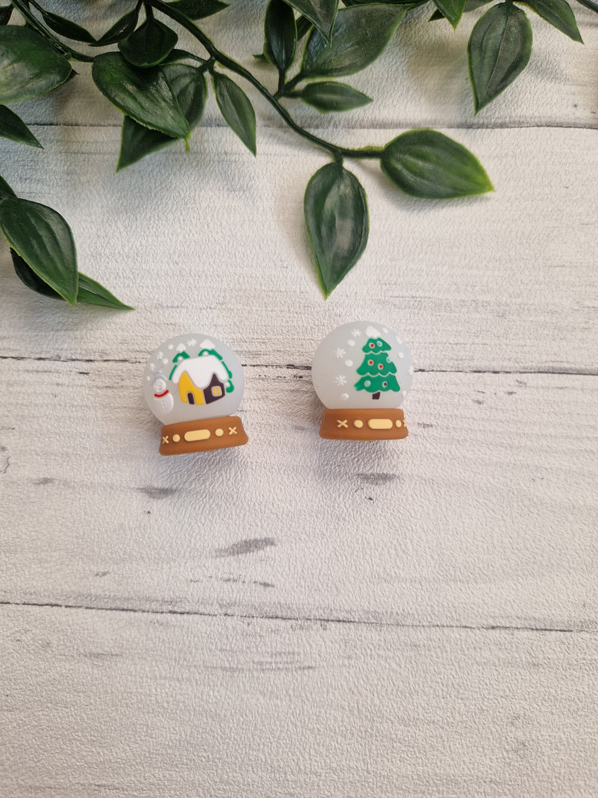 Snow Globe Needle Stoppers