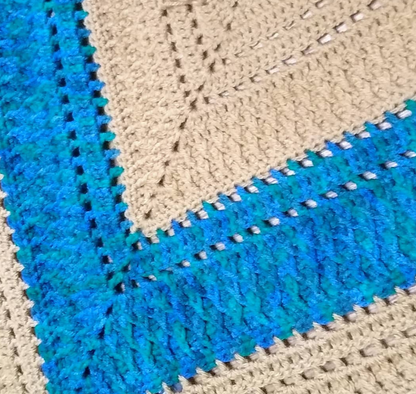 Silver Echos Shawl Pattern